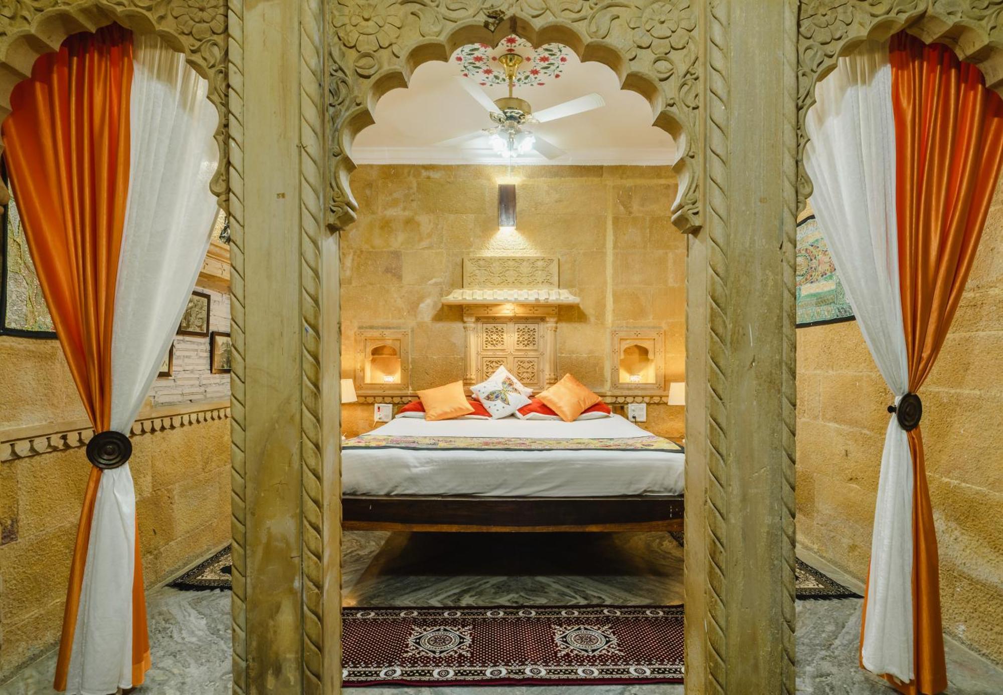 Moustache Jaisalmer Bagian luar foto